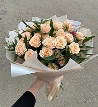Букет Кремовые розы Латте в Уваровском